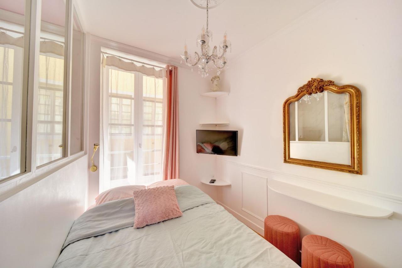 Les Petits Boudoirs De Savoie Apartment Chambery Bagian luar foto