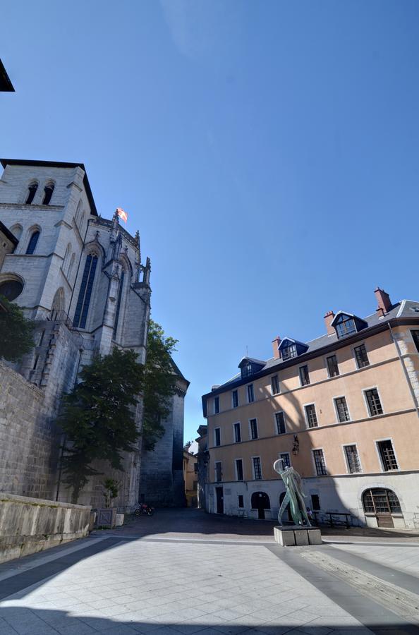 Les Petits Boudoirs De Savoie Apartment Chambery Bagian luar foto